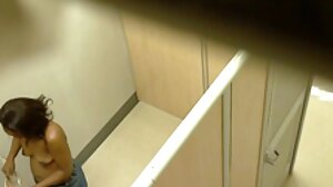 작은 젊은 갈색 머리 케이트 부자와 뜨거운 섹스 세션은 질내 사정으로 끝납니다.